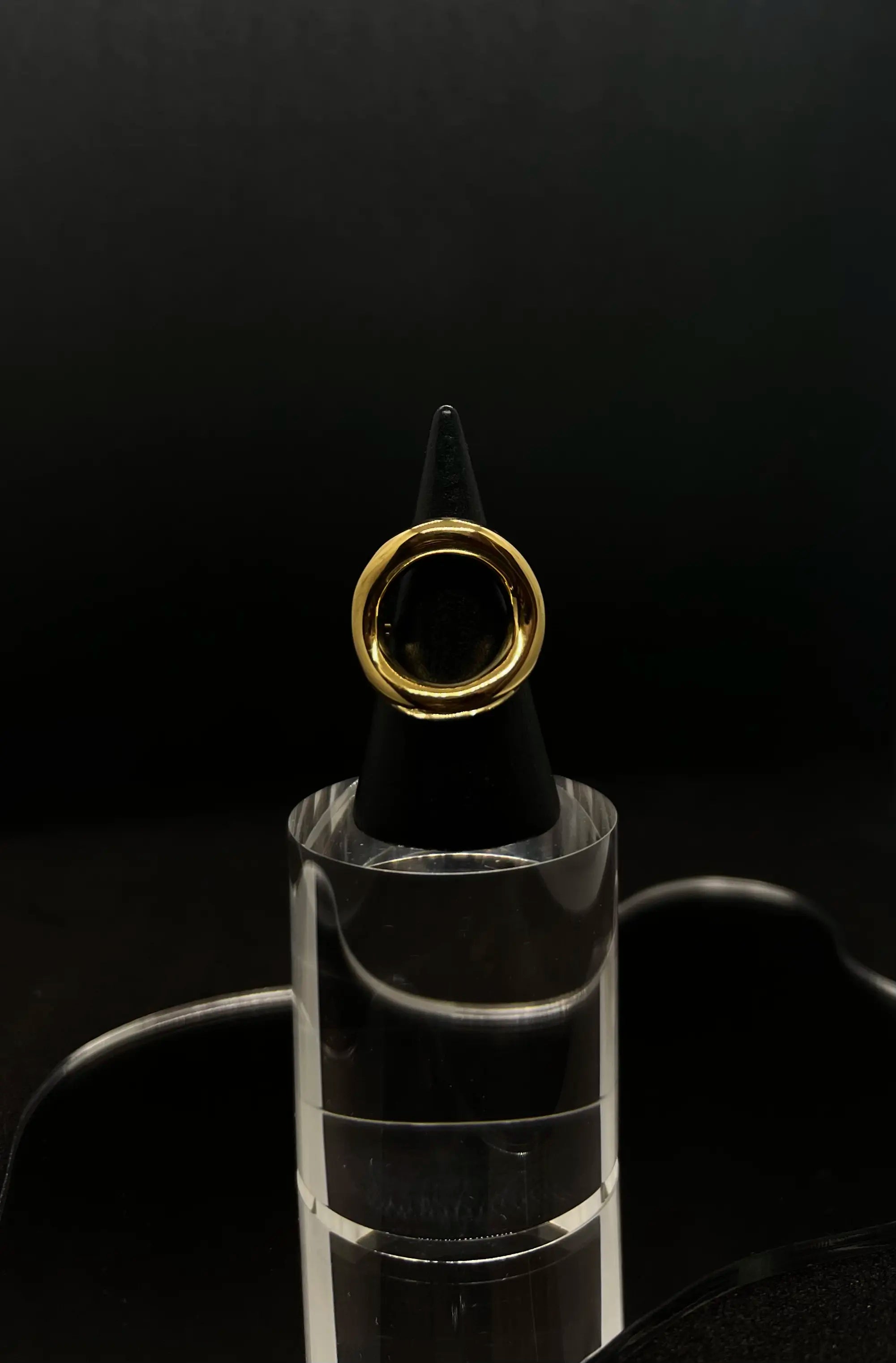 Bague épaisse en acier inoxydable plaqué or 18 carats - Chunky cercle ring - Bijoux ajustables waterproof et hypoallergéniques | Mindfits 2ND CHANCE