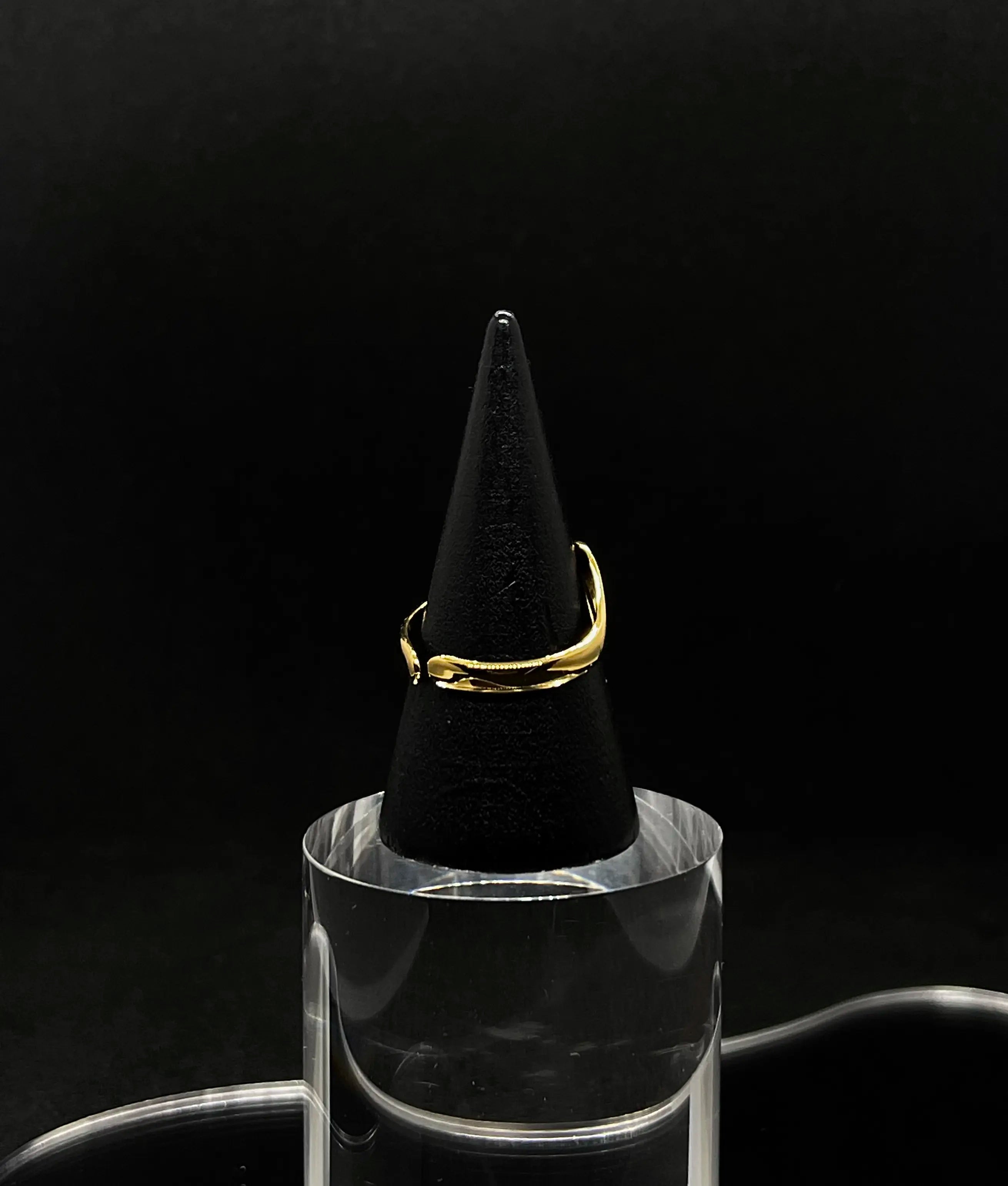 Bague ondulée en acier inoxydable plaqué or 18 carats - Pacific ocean waves ring- Bijoux ajustables waterproof et hypoallergéniques | Mindfits