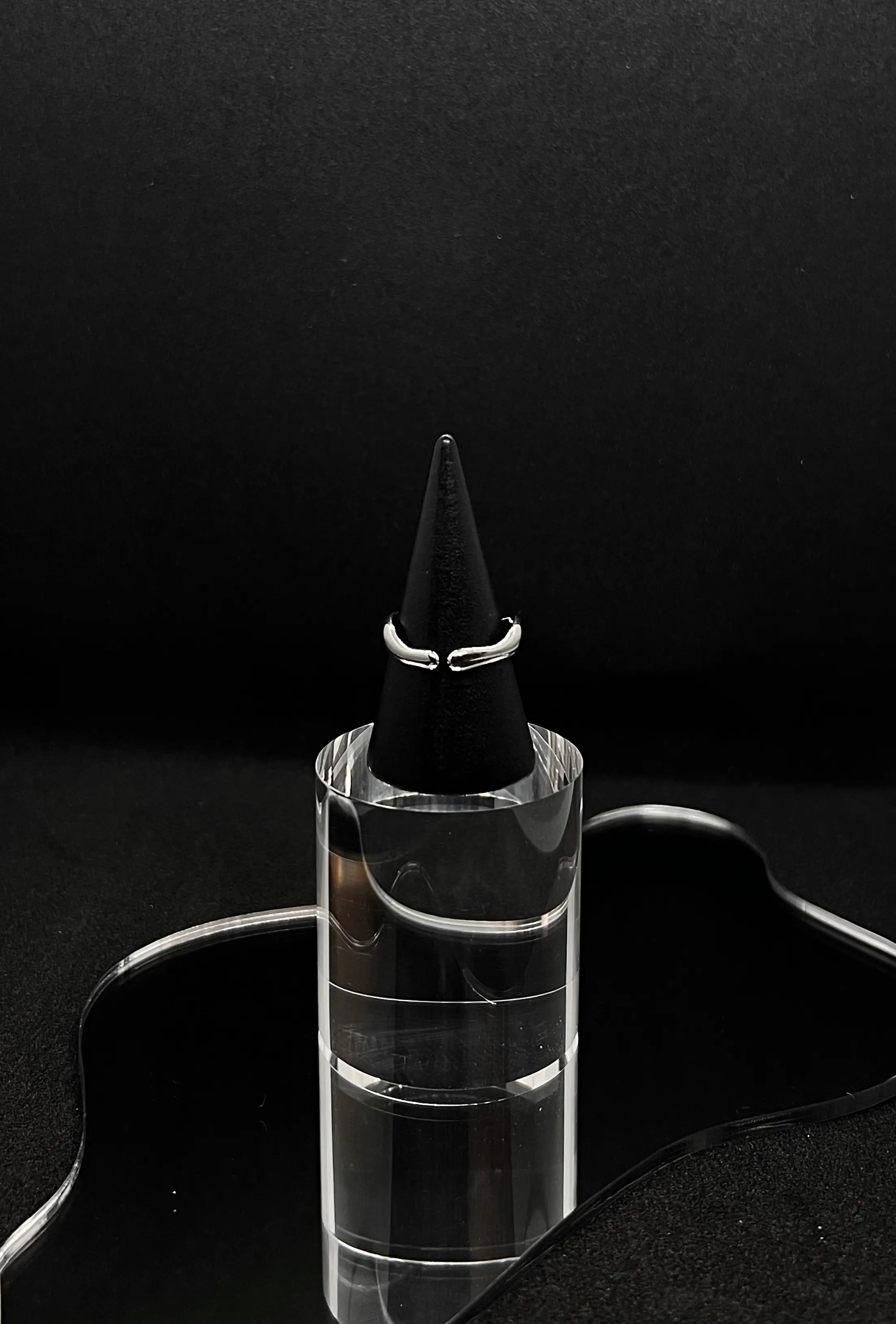 Bague ondulée en acier inoxydable plaqué or 18 carats - Tiny waves ring - Bijoux ajustables waterproof et hypoallergéniques | Mindfits