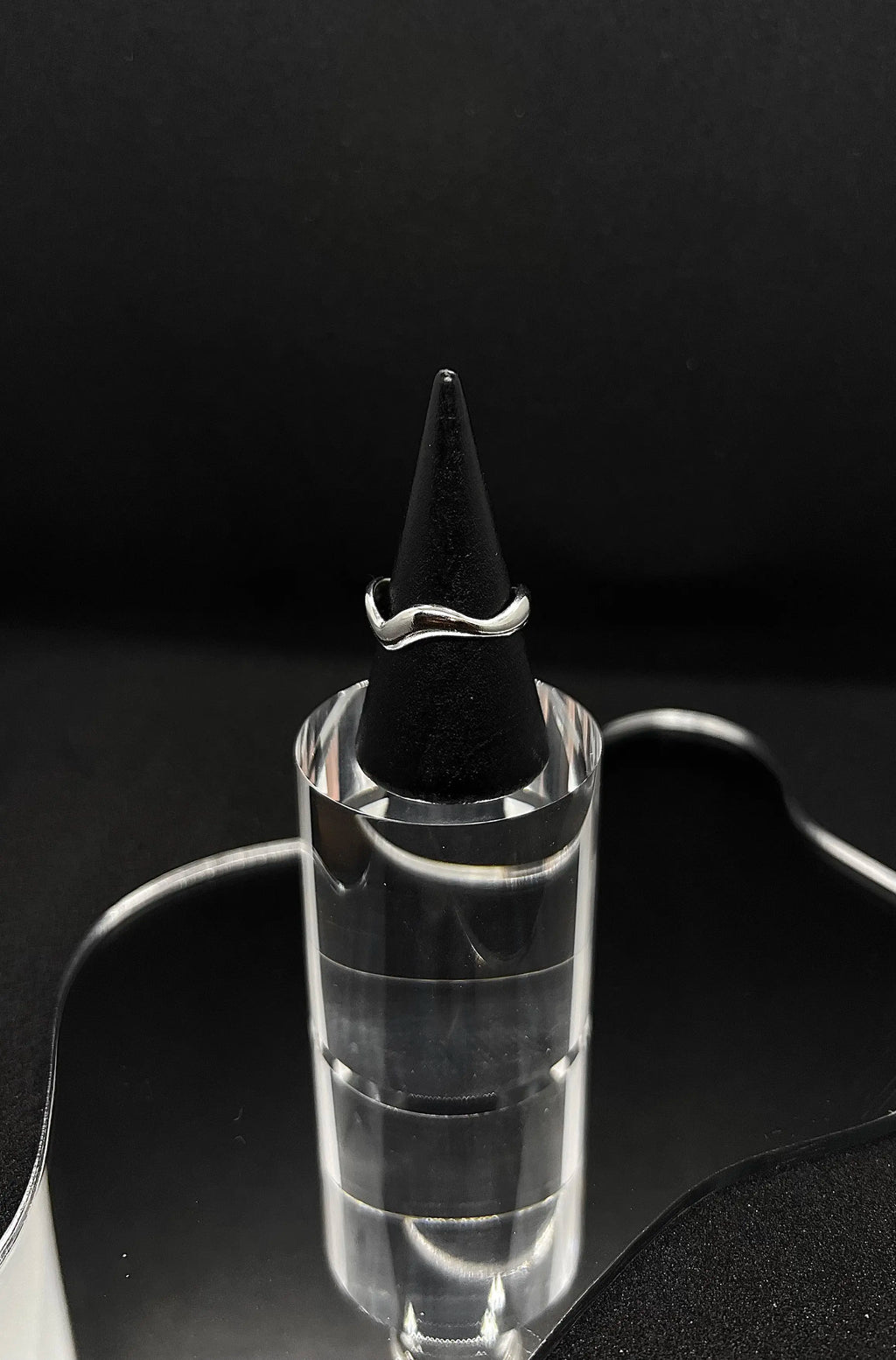 Bague ondulée en acier inoxydable plaqué or 18 carats - Tiny waves ring - Bijoux ajustables waterproof et hypoallergéniques | Mindfits