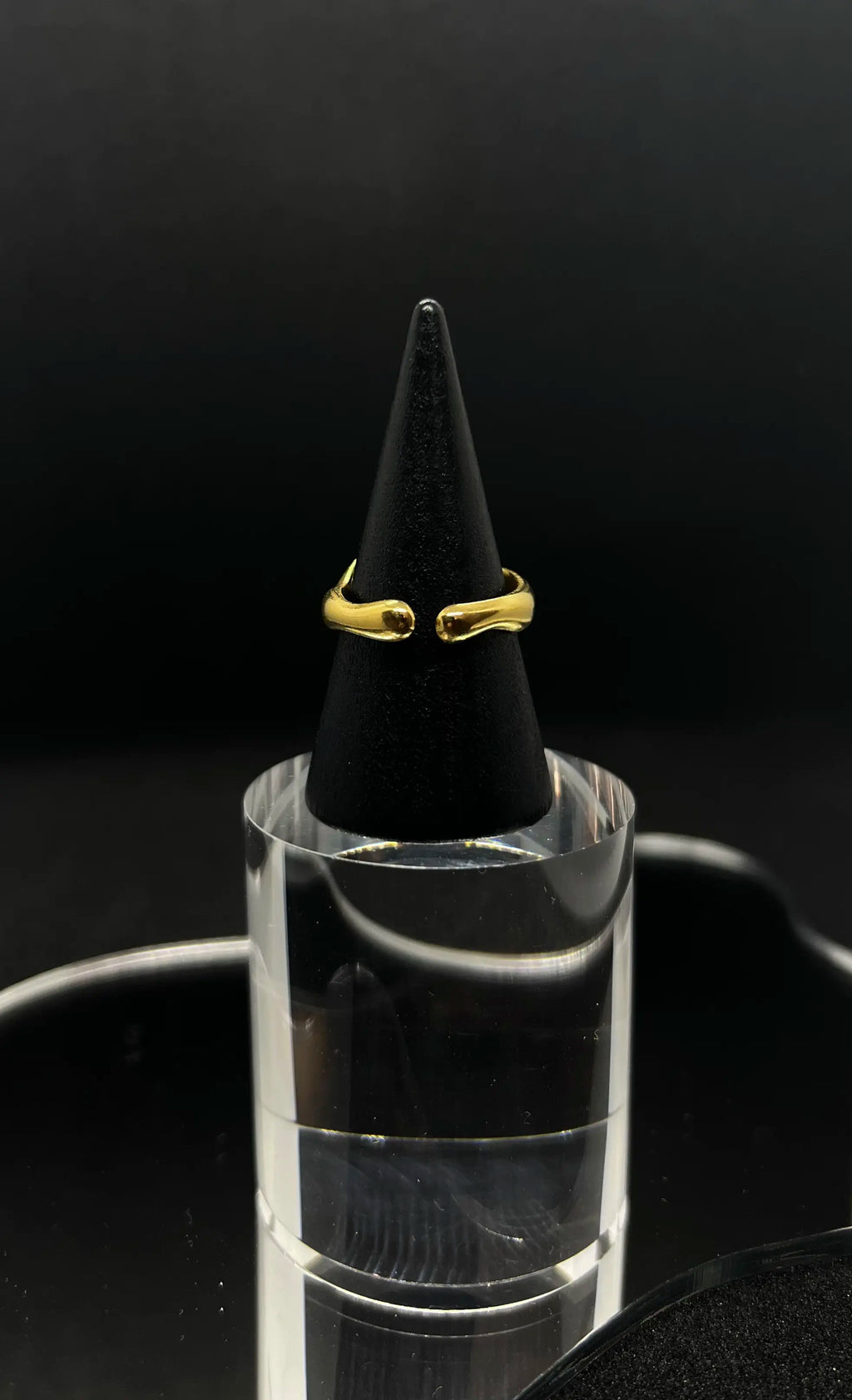 Bague ondulée en acier inoxydable plaqué or 18 carats - Tiny waves ring - Bijoux ajustables waterproof et hypoallergéniques | Mindfits