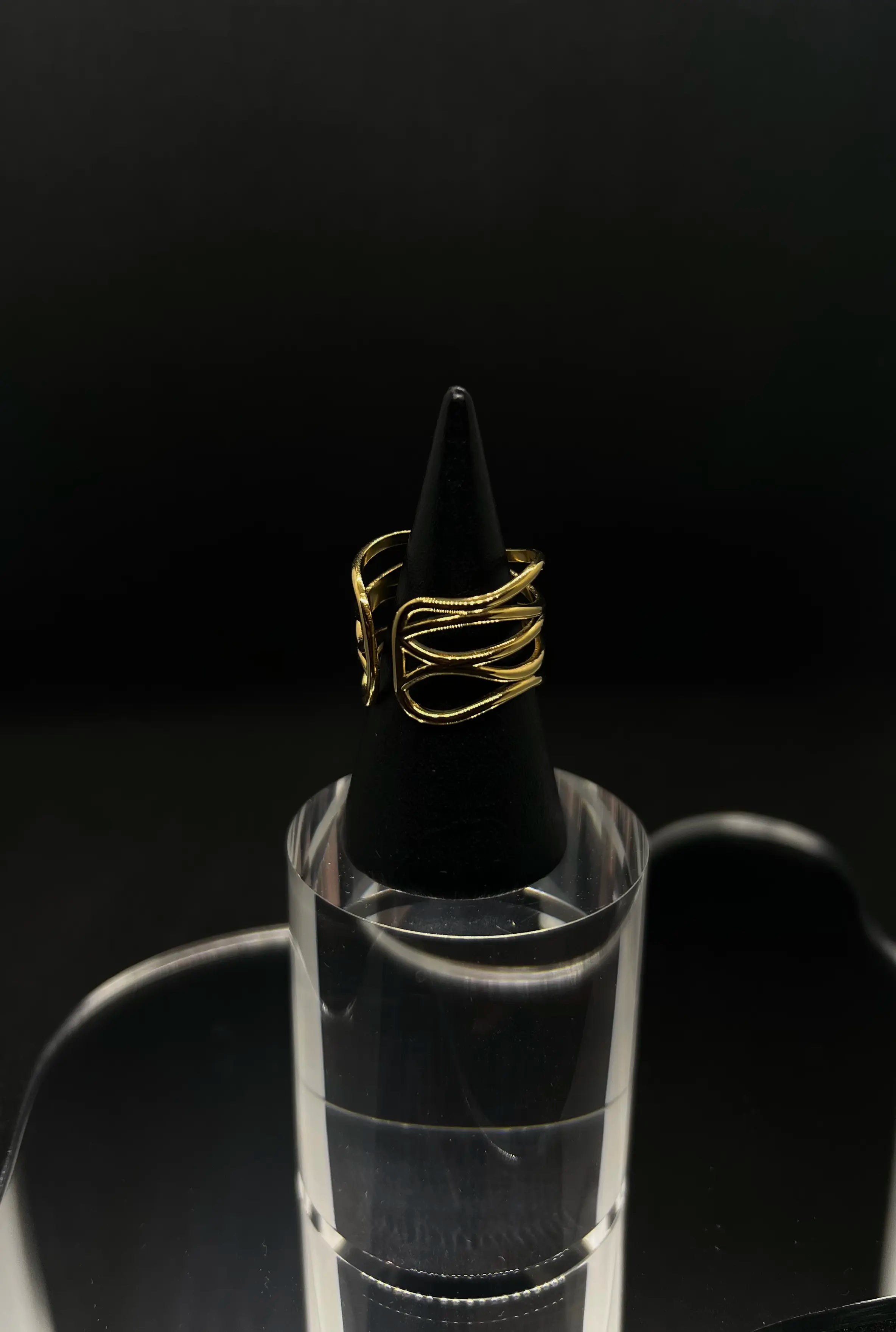 Bague ajourée  en acier inoxydable plaqué or 18 carats - Openwork ring - Bijoux ajustables waterproof et hypoallergéniques | Mindfits