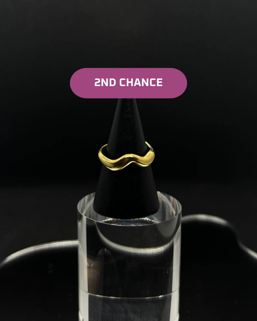 Bague ondulée en acier inoxydable plaqué or 18 carats - Tiny waves ring - Bijoux ajustables waterproof et hypoallergéniques | Mindfits 2ND CHANCE