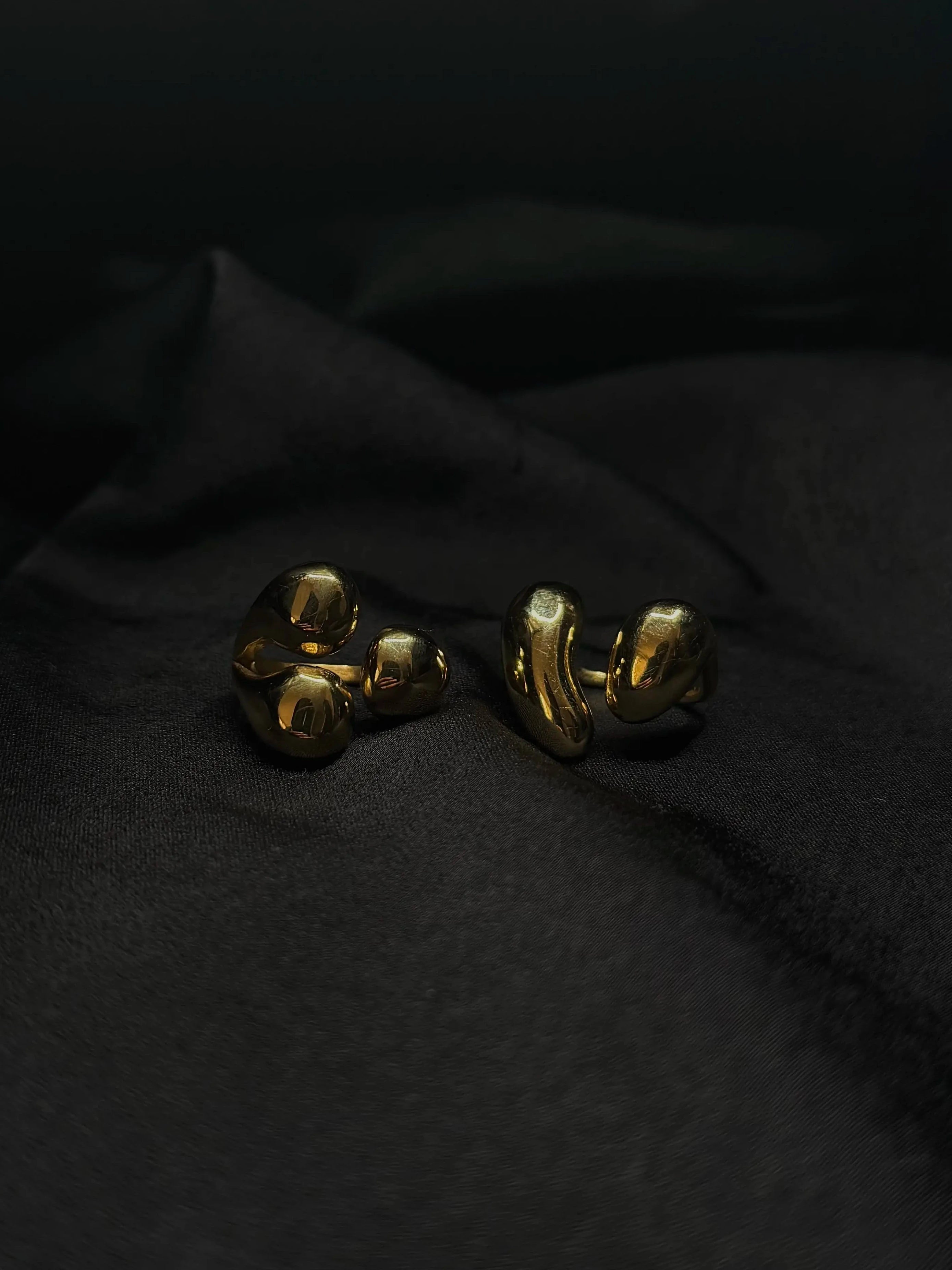 Duo de bagues Elikya × Mayele en acier inoxydable ajustable plaqué or 18k résistant à l'eau et hypoallergénique | Mindfits