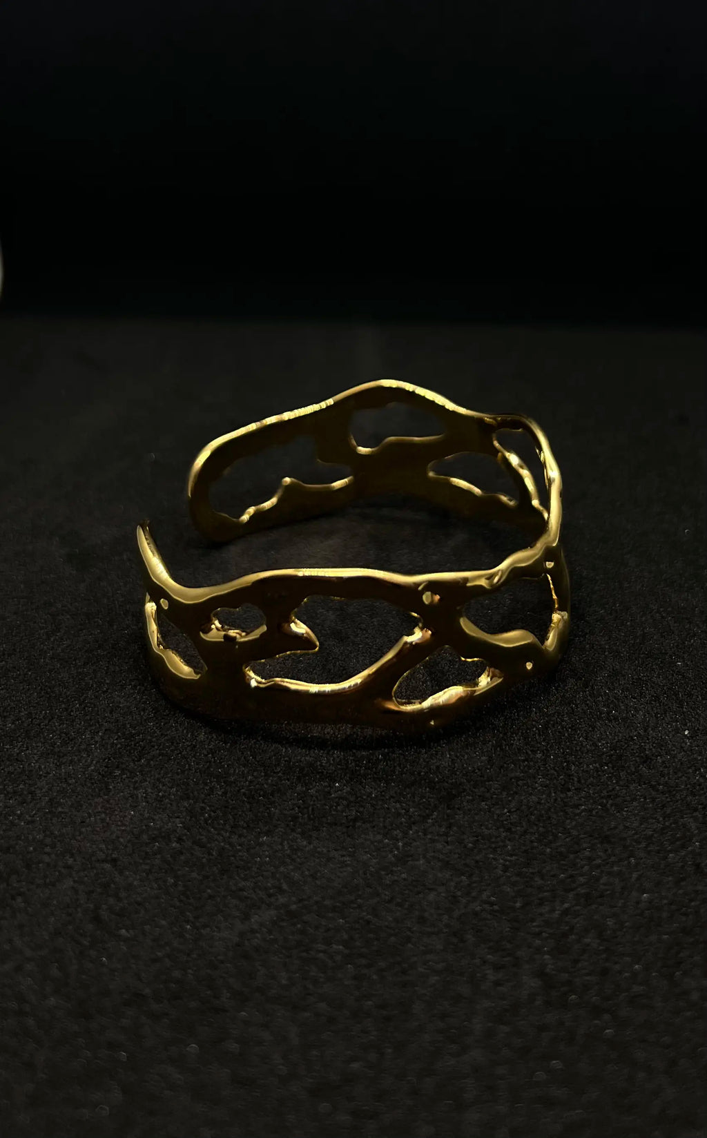 Bracelet métal liquide en acier inoxydable plaqué or 18 carats - Irregular liquid metal Cuff - Bijoux ajustables waterproof et hypoallergéniques | Mindfits