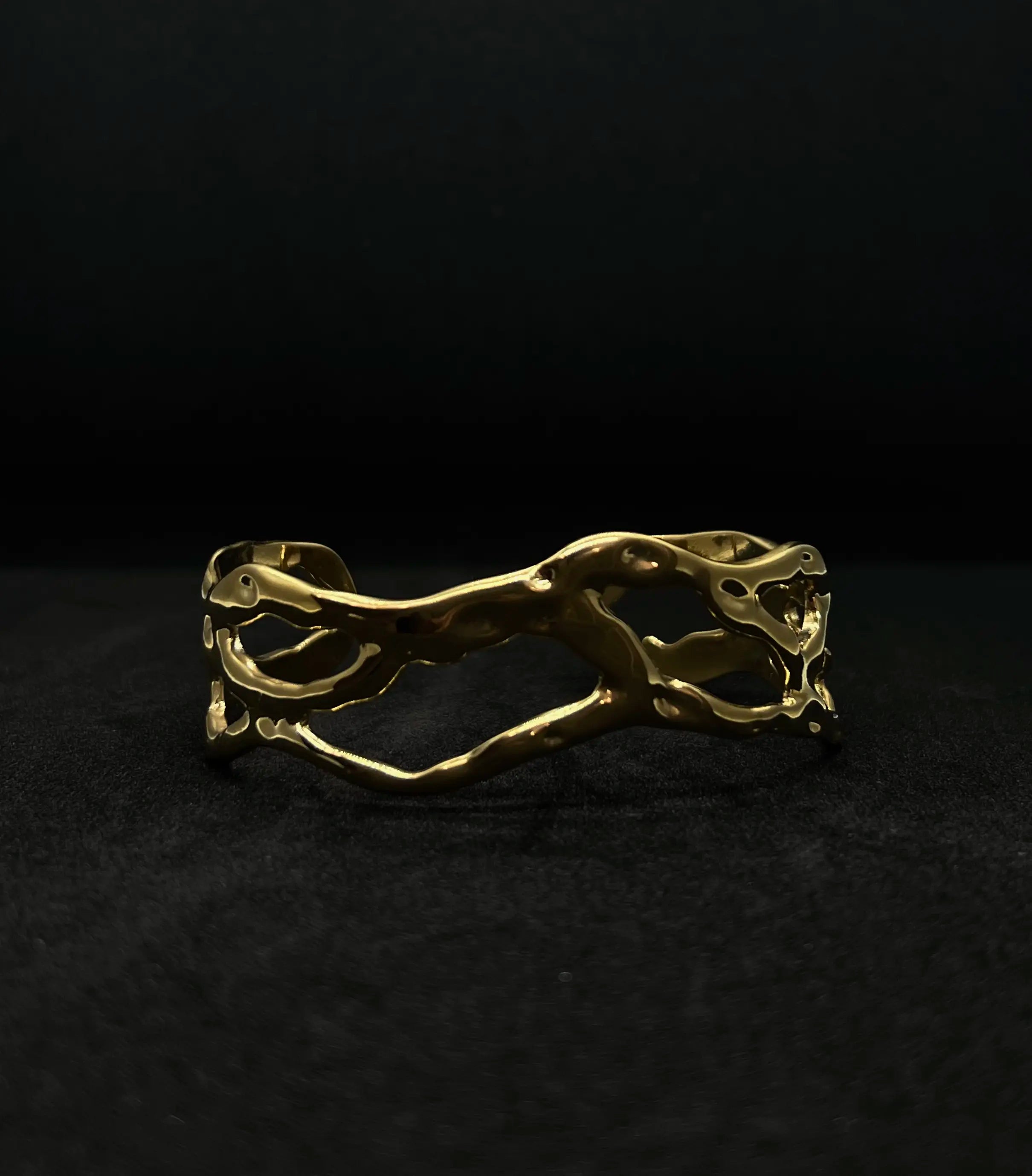 Bracelet métal liquide en acier inoxydable plaqué or 18 carats - Irregular liquid metal Cuff - Bijoux ajustables waterproof et hypoallergéniques | Mindfits