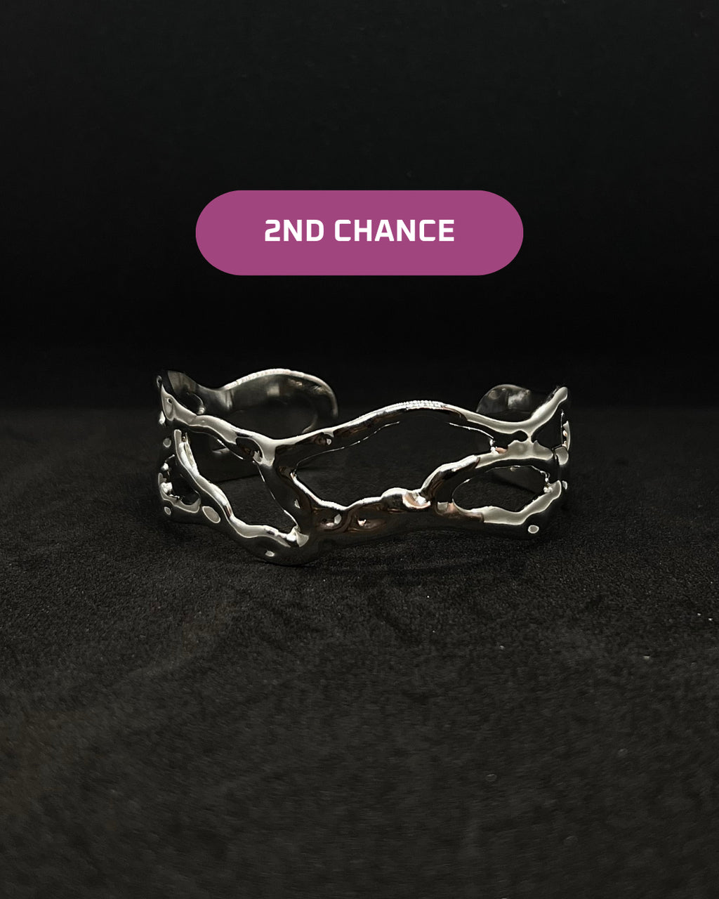 Bracelet argenté métal liquide en acier inoxydable plaqué or 18 carats - Irregular liquid metal Cuff - Bijoux ajustables waterproof et hypoallergéniques | Mindfits 2ND CHANCE