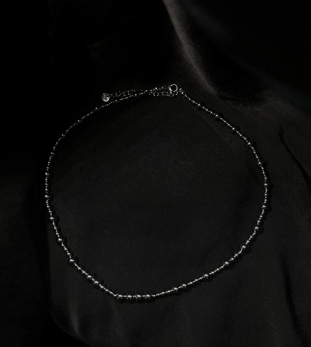 Collier de perles  en acier inoxydable plaqué or 18 carats - Gold pearls necklace - Bijoux ajustables waterproof et hypoallergéniques | Mindfits