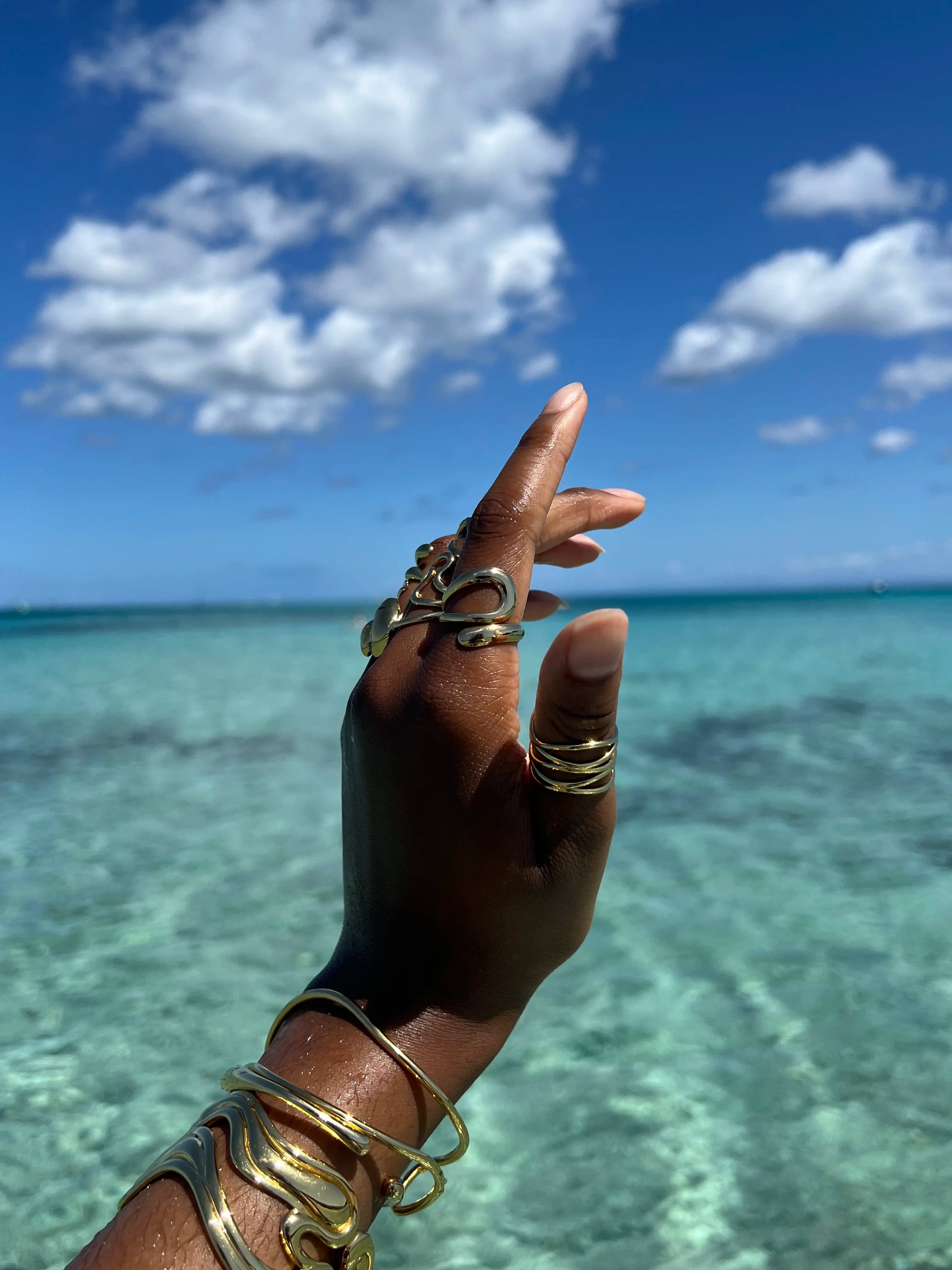 Bague ajourée  en acier inoxydable plaqué or 18 carats - Openwork ring - Bijoux ajustables waterproof et hypoallergéniques | Mindfits