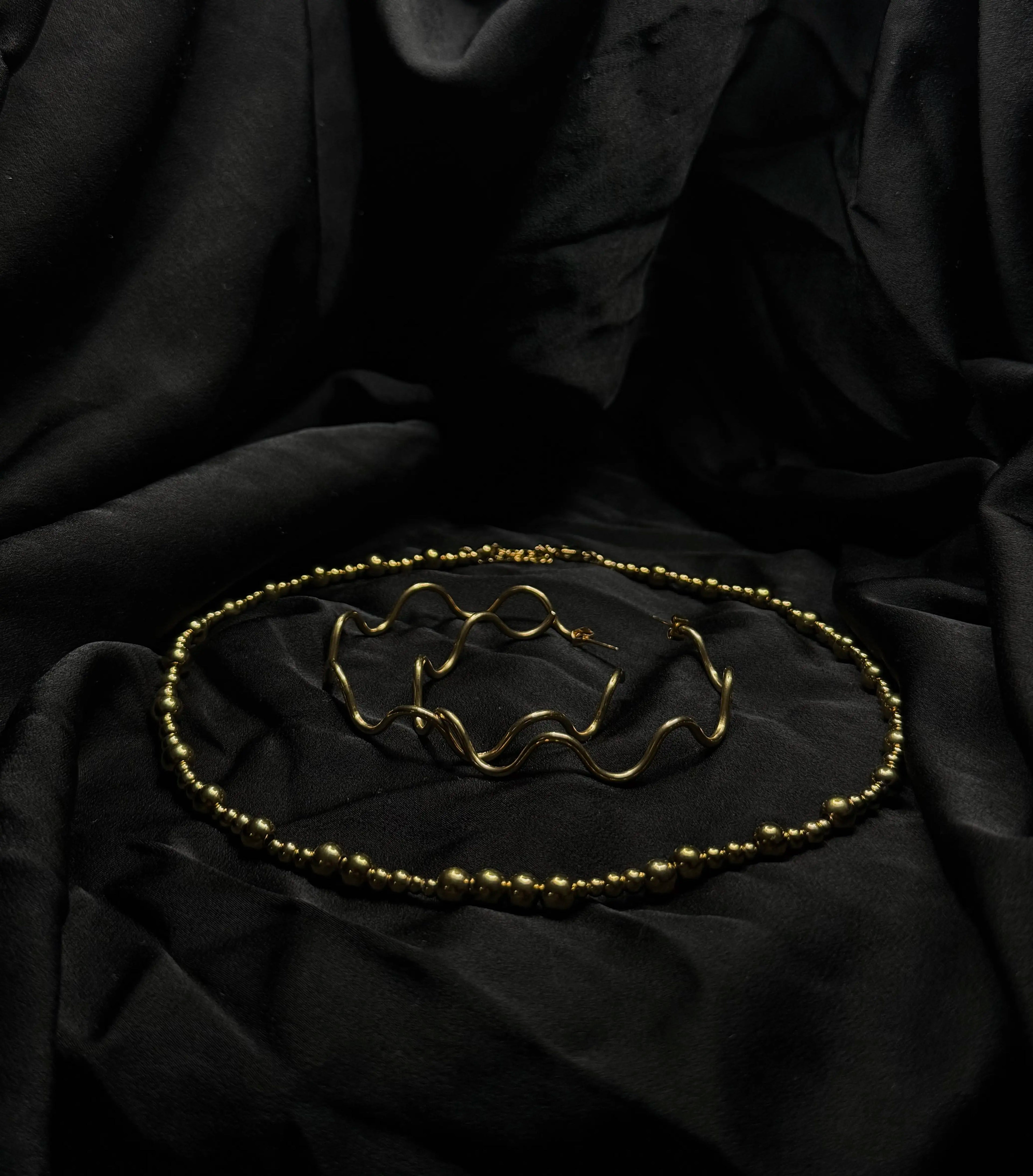 Lakeisha - Set de 2 bijoux en acier inoxydable plaqué or 18k résistant à l'eau et hypoallergénique | Mindfits