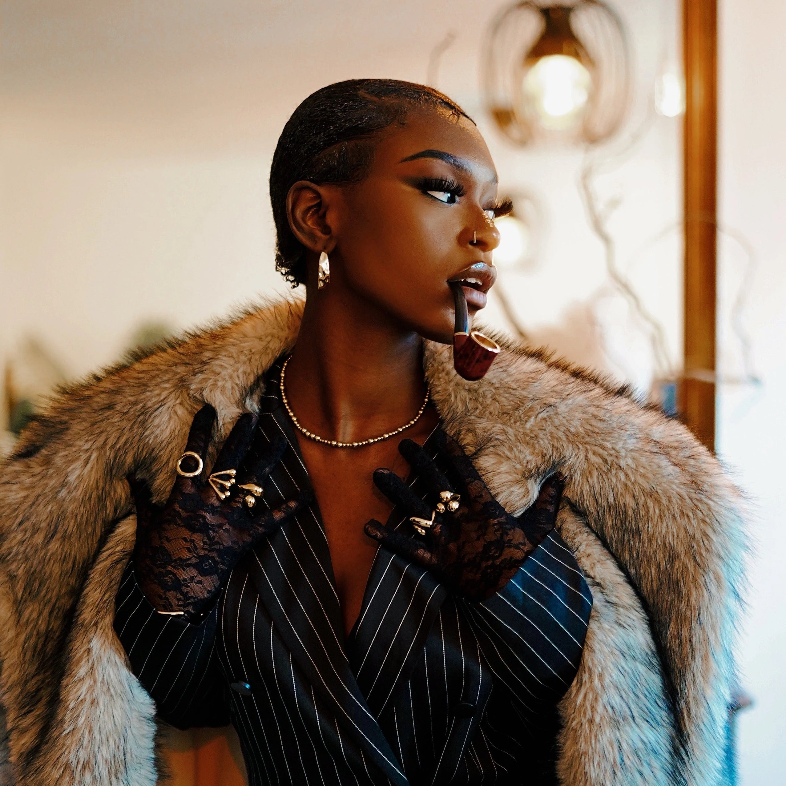 Créoles texturées en acier inoxydable plaqué or 18 carats - Gold leaf hoops - Bijoux waterproof et hypoallergéniques | Mindfits