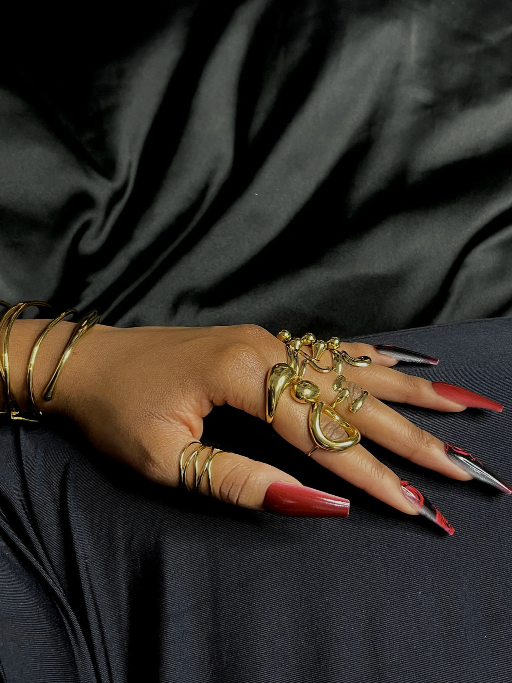 Bague épaisse  en acier inoxydable plaqué or 18 carats - Chunky cercle ring - Bijoux ajustables waterproof et hypoallergéniques | Mindfits