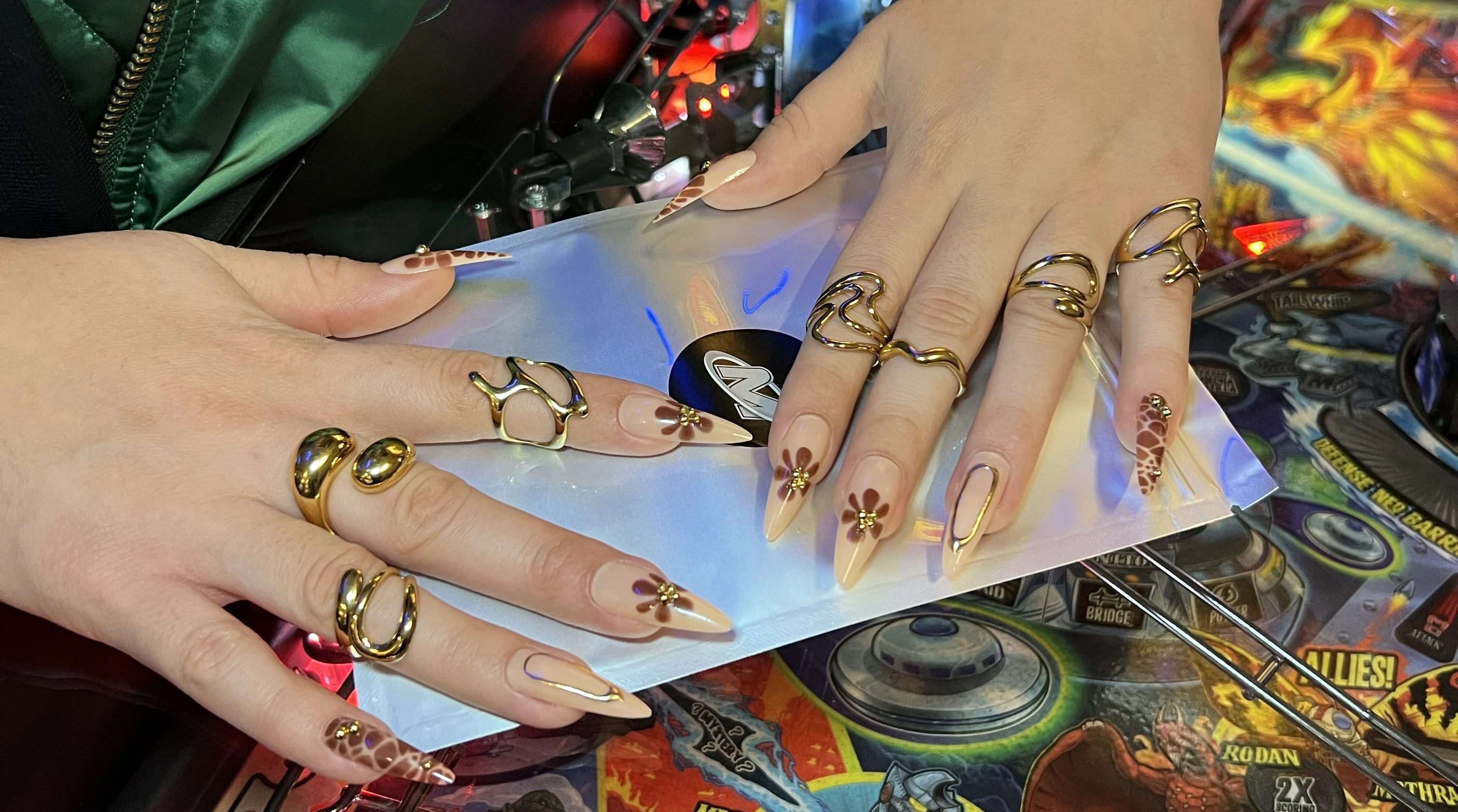 Bague ondulée en acier inoxydable plaqué or 18 carats - Tiny waves ring - Bijoux ajustables waterproof et hypoallergéniques | Mindfits